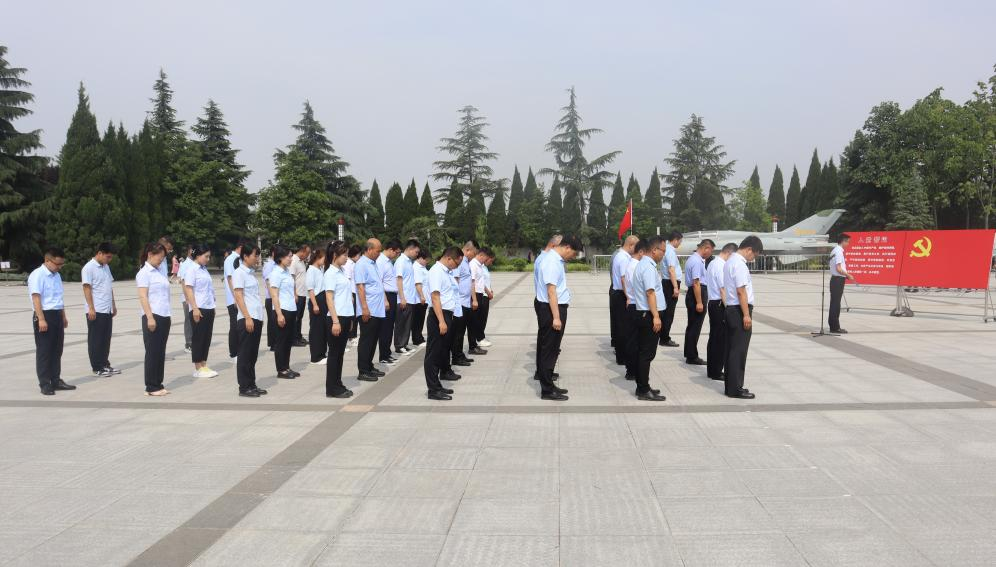 秦宝牧业：党总支赴扶眉战役纪念馆开展主题党日活动